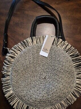 NWT Calin Collection round straw purse